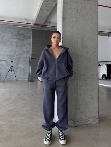 Повседневный костюм KOMMY BRAND графит
