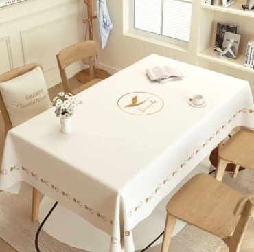 Скатерть DANL Felk22 FELK 240x140 см, ПВХ, полиэстер, 1 шт
