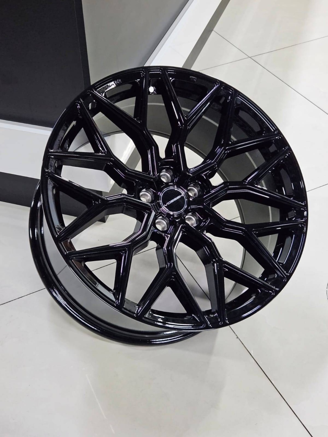 Vossen hf 2 9x20/5x112 D66.6 ET20 4 диска черный
