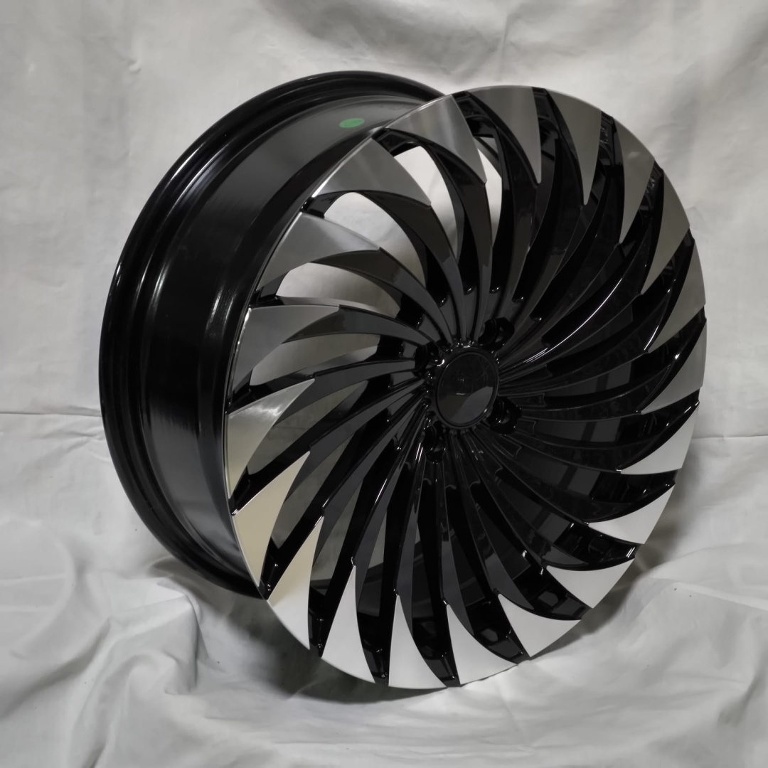 Wheels 2724 7x17/4x100 D67.1 ET35 4 диска черный, серебристый