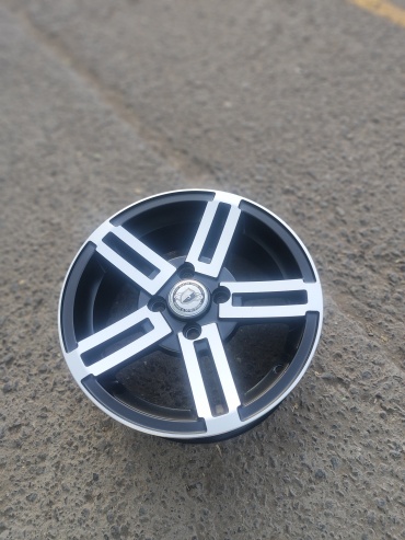 Rainbow Dance Vaz 6x14/4x100 D67.1 ET35 4 диска черный, серебристый