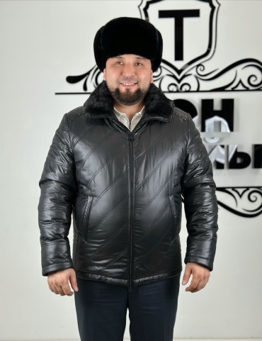 Пуховик ТОН САРАЙЫ черный