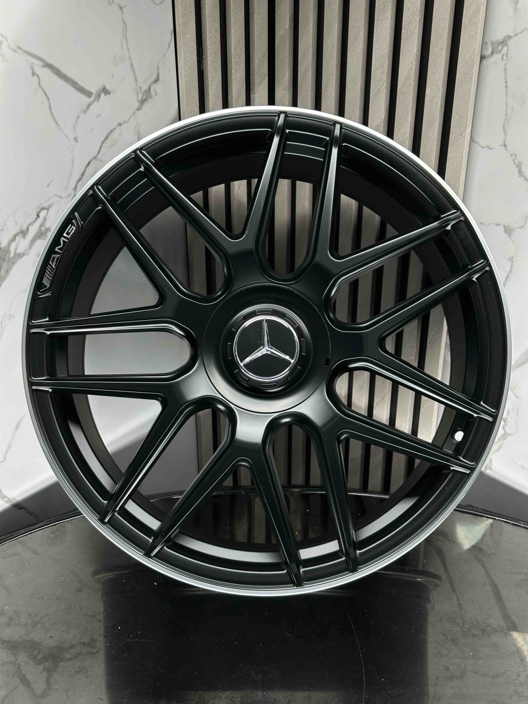Mercedes-Benz h933f 8.5/9.5x20/5x112 D66.45 ET36.43 4 диска черный, серебристый