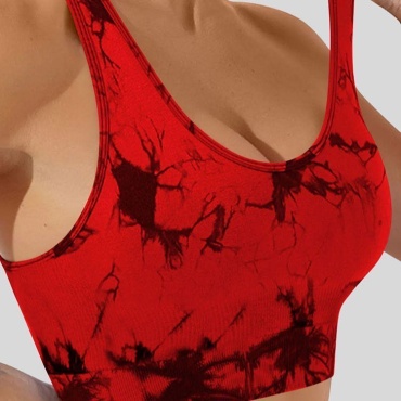 Спортивный костюм красный