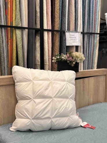 Подушка Nanara Life 70x70 см, микроволокно