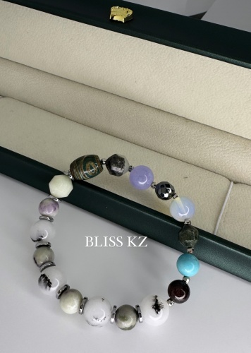 BLISS KZ длина 19 см натуральный камень, агат, аквамарин, бирюза, гематит, гранат, лунный камень (адуляр), яшма, опал