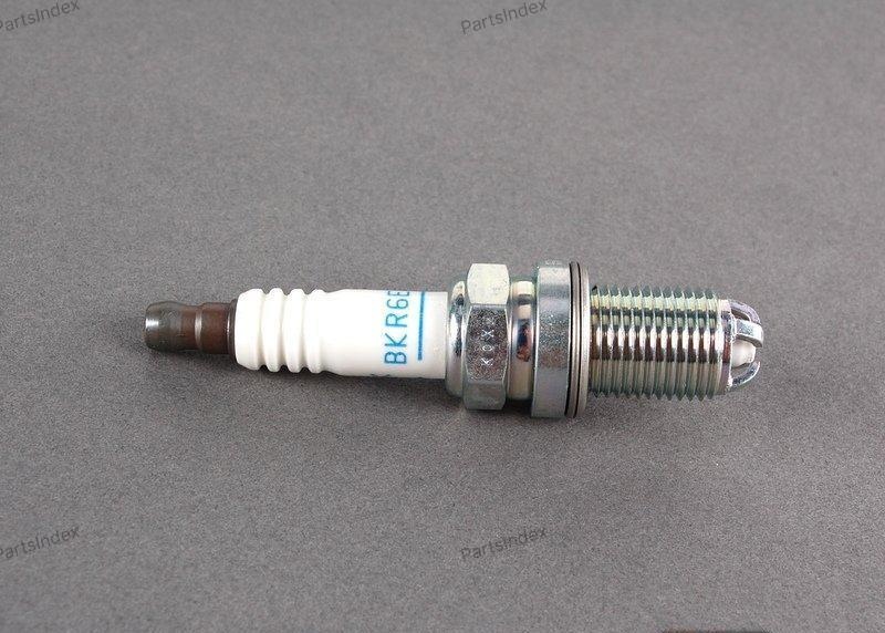Свеча зажигания NGK BKR6EQUP
