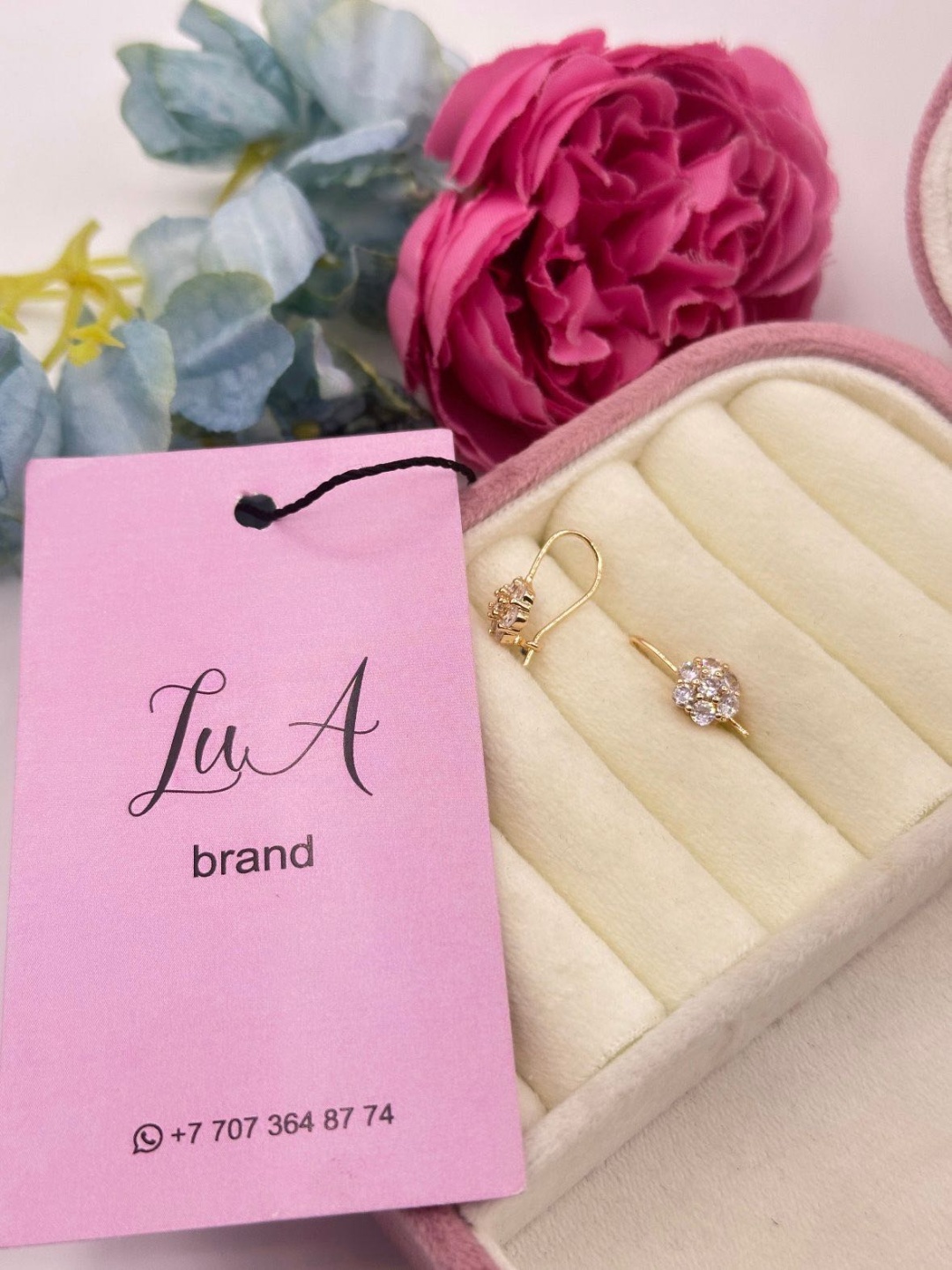 LuA brand медицинское золото, без вставок