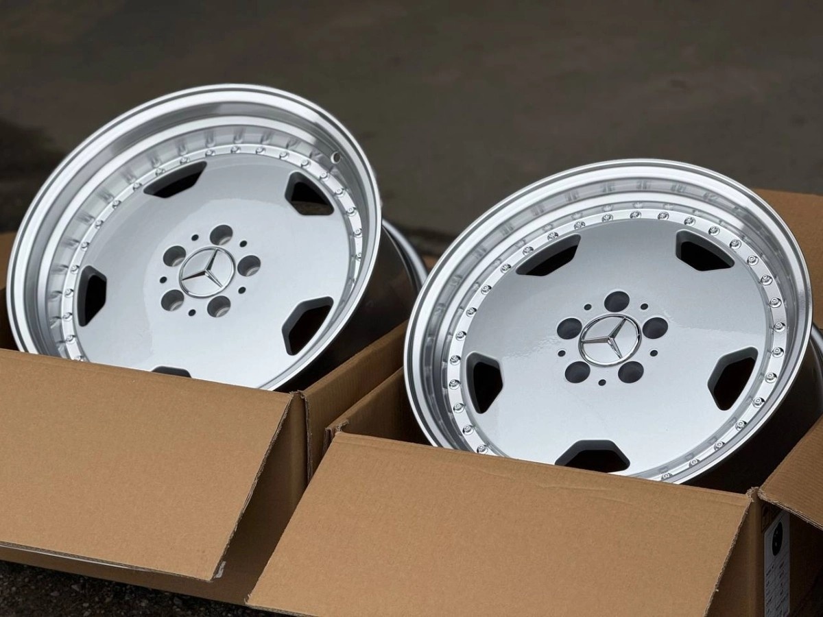 Mercedes-f8652f 8.5/9.5x18/5x112 D66.6 ET25 4 диска черный, серебристый, графит
