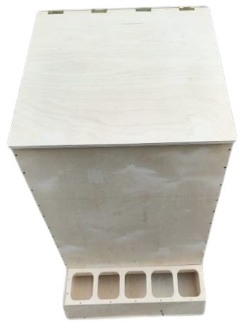 Кормушка дерево 25x20x50 см