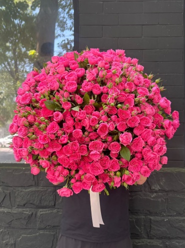 Rilak Floral монобукет без оформления кустовая роза Sofia 51 шт 50 см