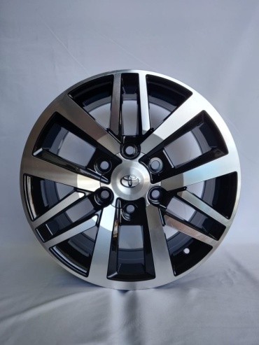 Rainbow HILUX 7.5x17/6x139.7 D106.2 ET25 4 диска черный, серебристый