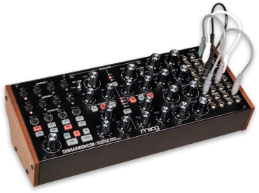 Аналоговый синтезатор MOOG Subharmonicon