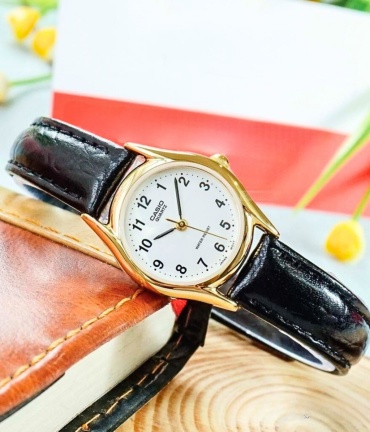 Кварцевые CASIO LTP-1094Q-7B1RDF нержавеющая сталь