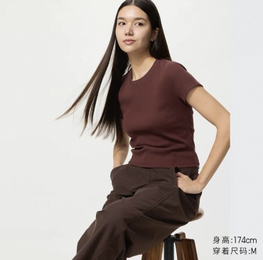 Футболка Uniqlo коричневый