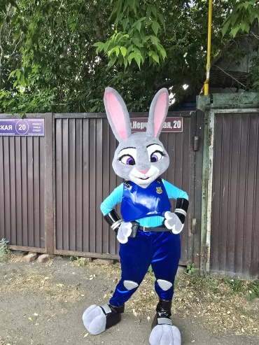 Карнавальный костюм Event Mascot Ростовая кукла Зайчиха Джуди костюм для аниматоров синий, серый, голубой