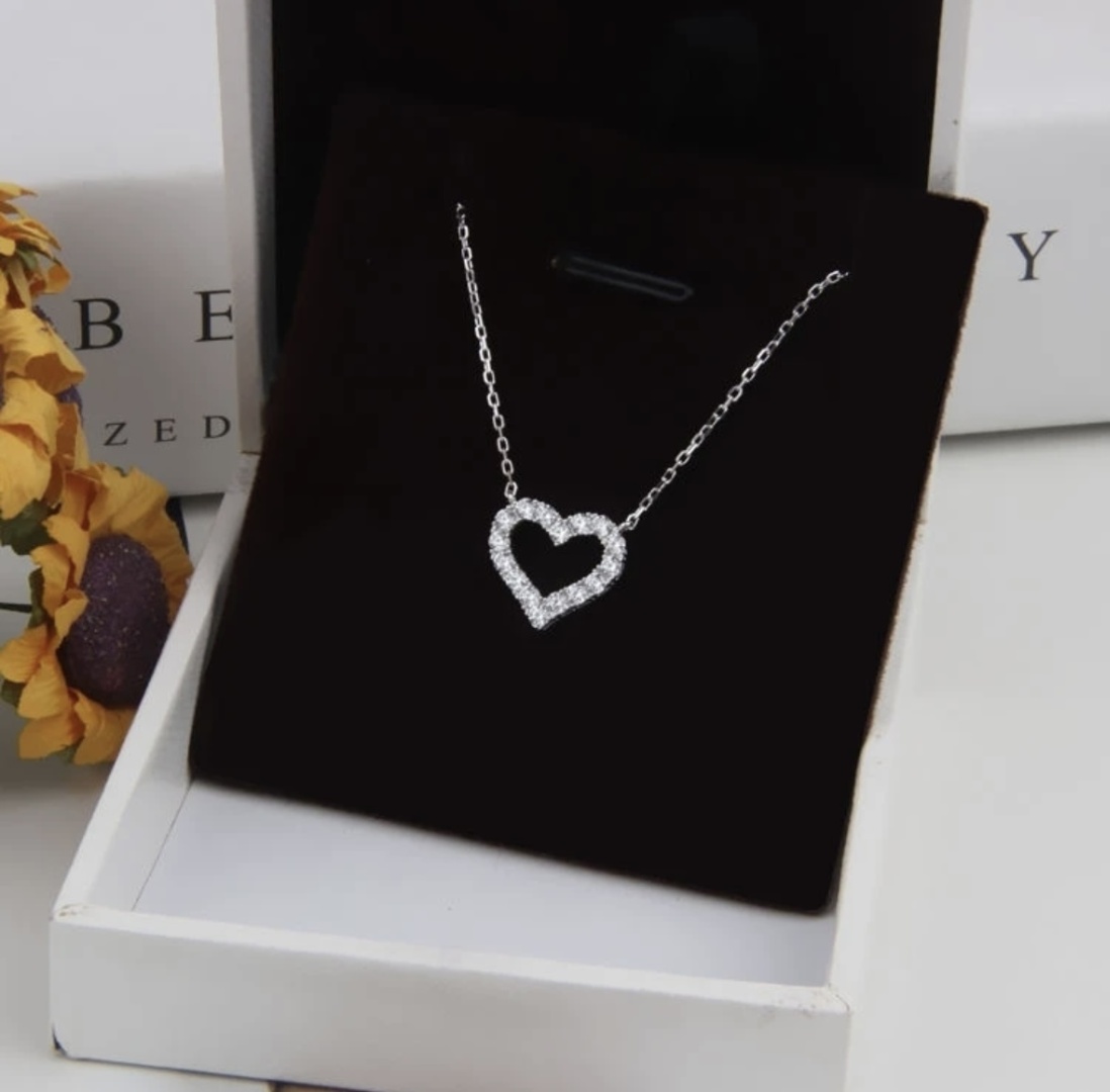 Колье Accessories 356899 длина 45 см вес 5 г серебро, фианит