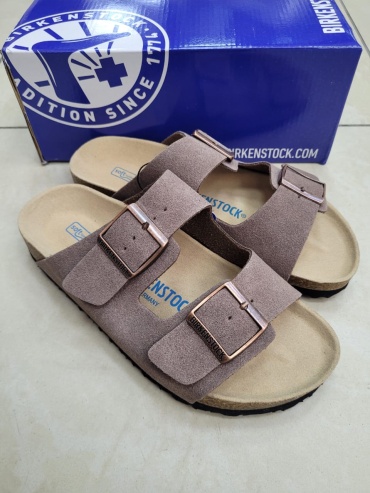 Шлепанцы BIRKENSTOCK светло-коричневый