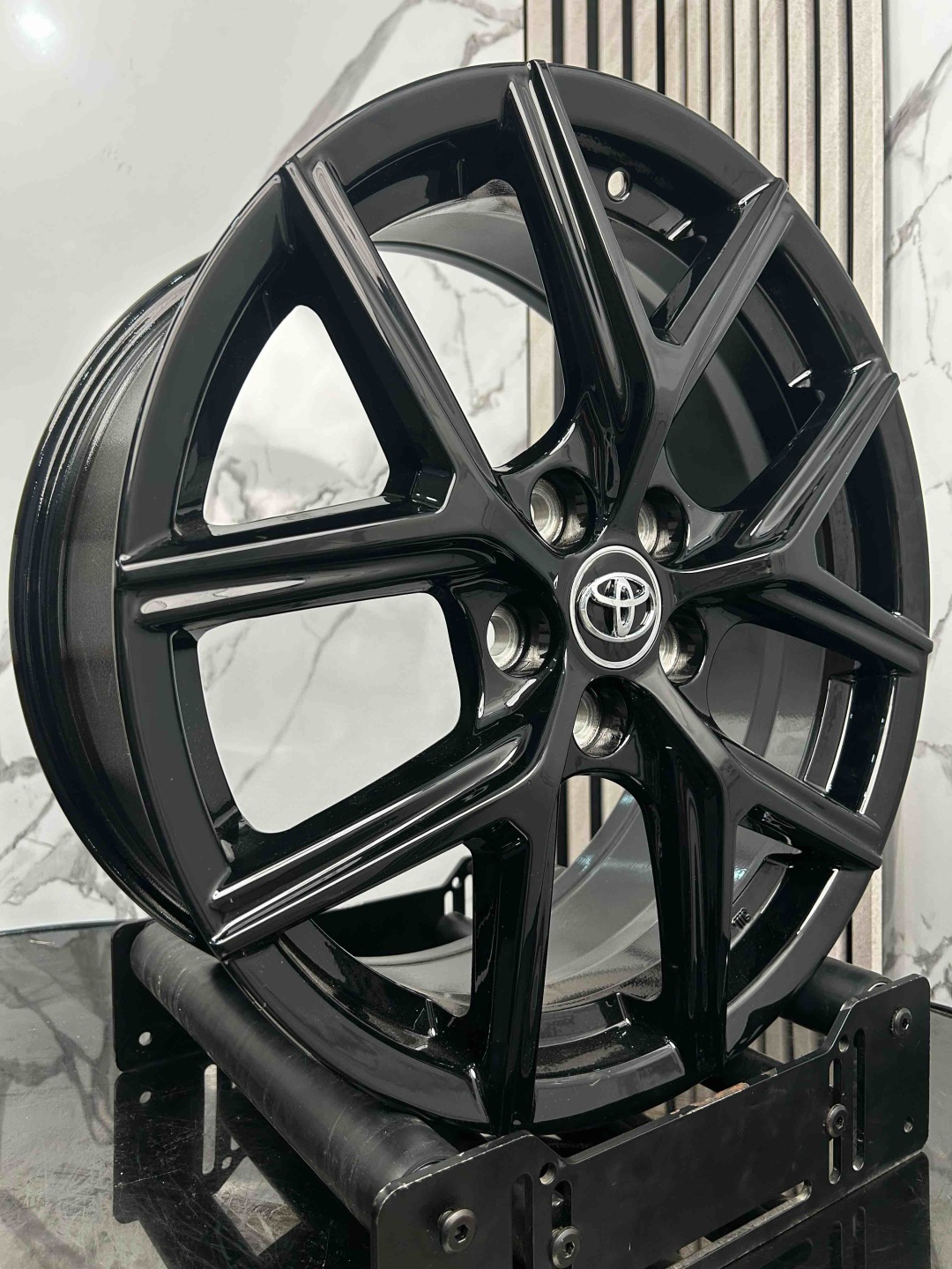 Top Grade EXPFBX4562 7.5x18/5x114.3 D45 ET45 4 диска черный