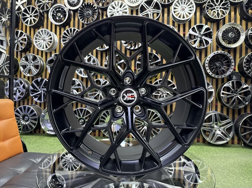 HRE FF-10 8.5x19/5x114.3 D73.1 ET35 4 диска черный матовый