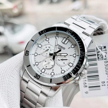 Кварцевые CASIO MTP-VD300D-7EUDF нержавеющая сталь