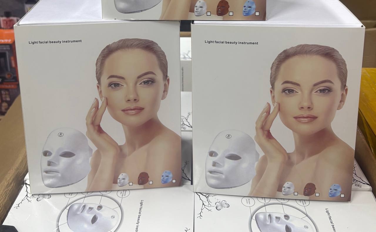 Светодиодная маска для лица