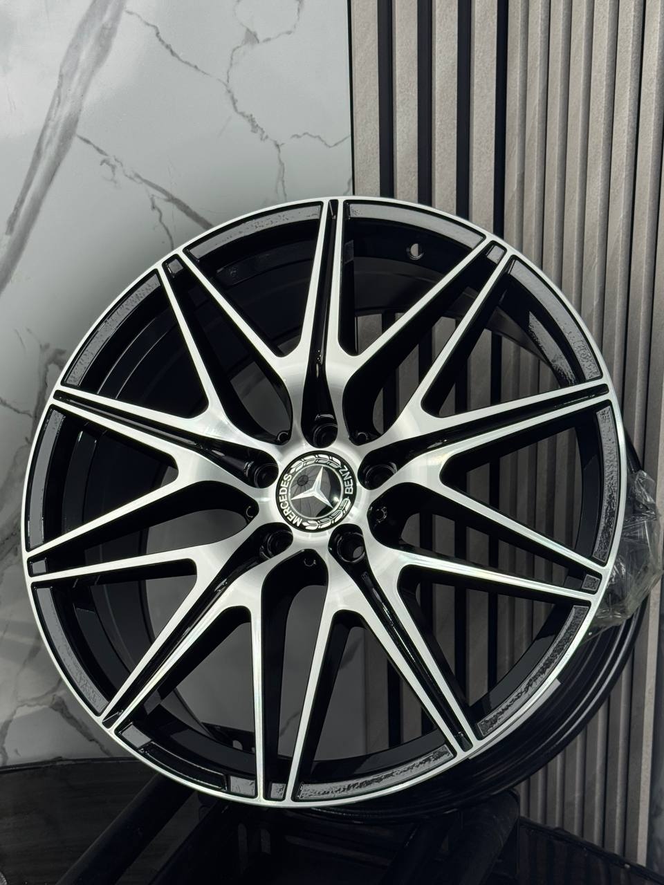 Top Grade mercedes fbx156-20 8.5x20/5x112 D66.56 ET40 4 диска черный, серебристый