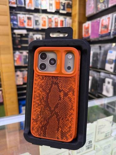 Чехол GLASS для Apple iPhone 17 Pro Max оранжевый
