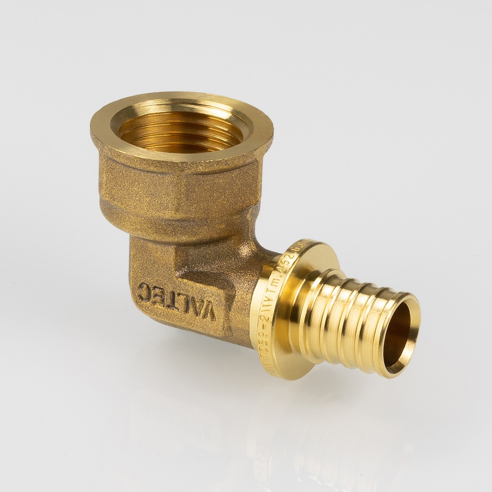 Угольник надвижной вн.р. 20(2,8) х 3/4" VALTEC