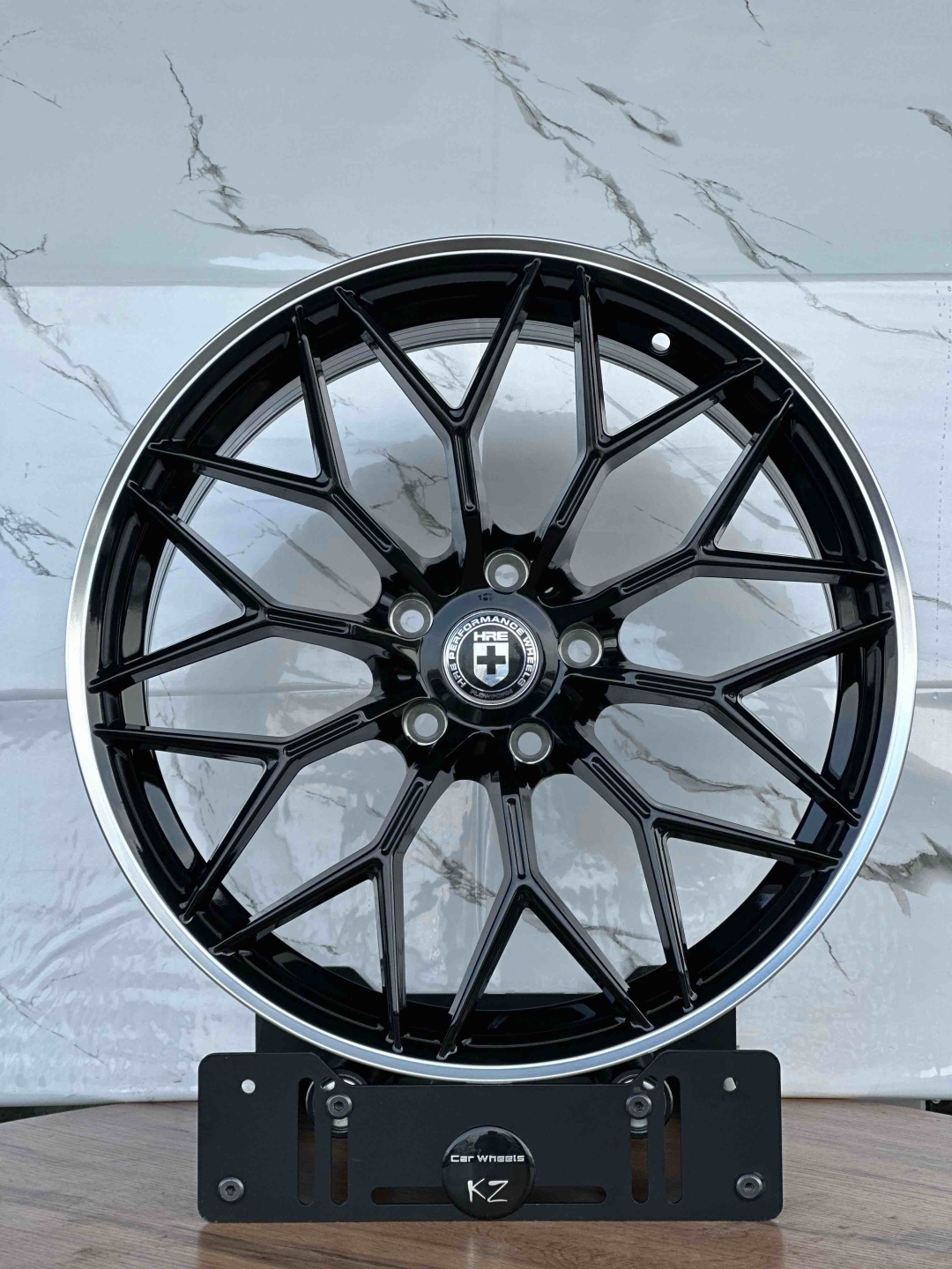 Rainbow Dance HRE 3S237 8.5x19/5x114.3 D67.1 ET35 4 диска черный, серебристый