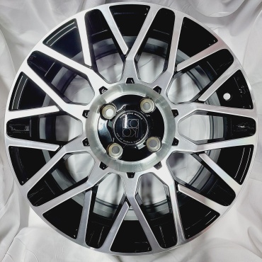 KIA R15 ARM.PRO.TEK BMF 4 100 ГЛЯНЕЦ 6.5x15/4x100 D67.1 ET35 4 диска черный, серебристый