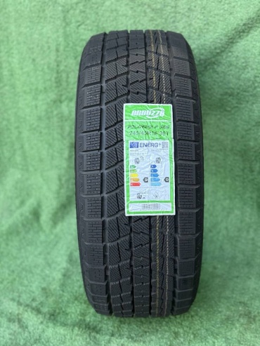 Arduzza POLARWOLF 506 245/45 R18 96 T без шипов