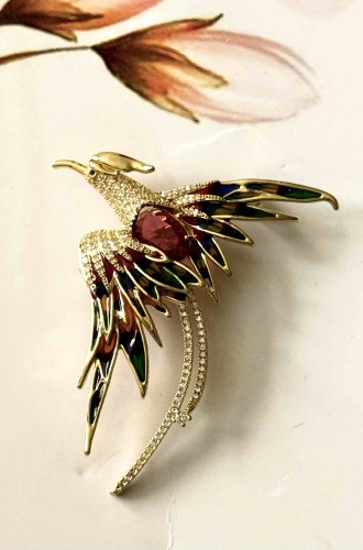 Брошь Accessories бижутерный сплав, цирконий, эмаль, кристаллы