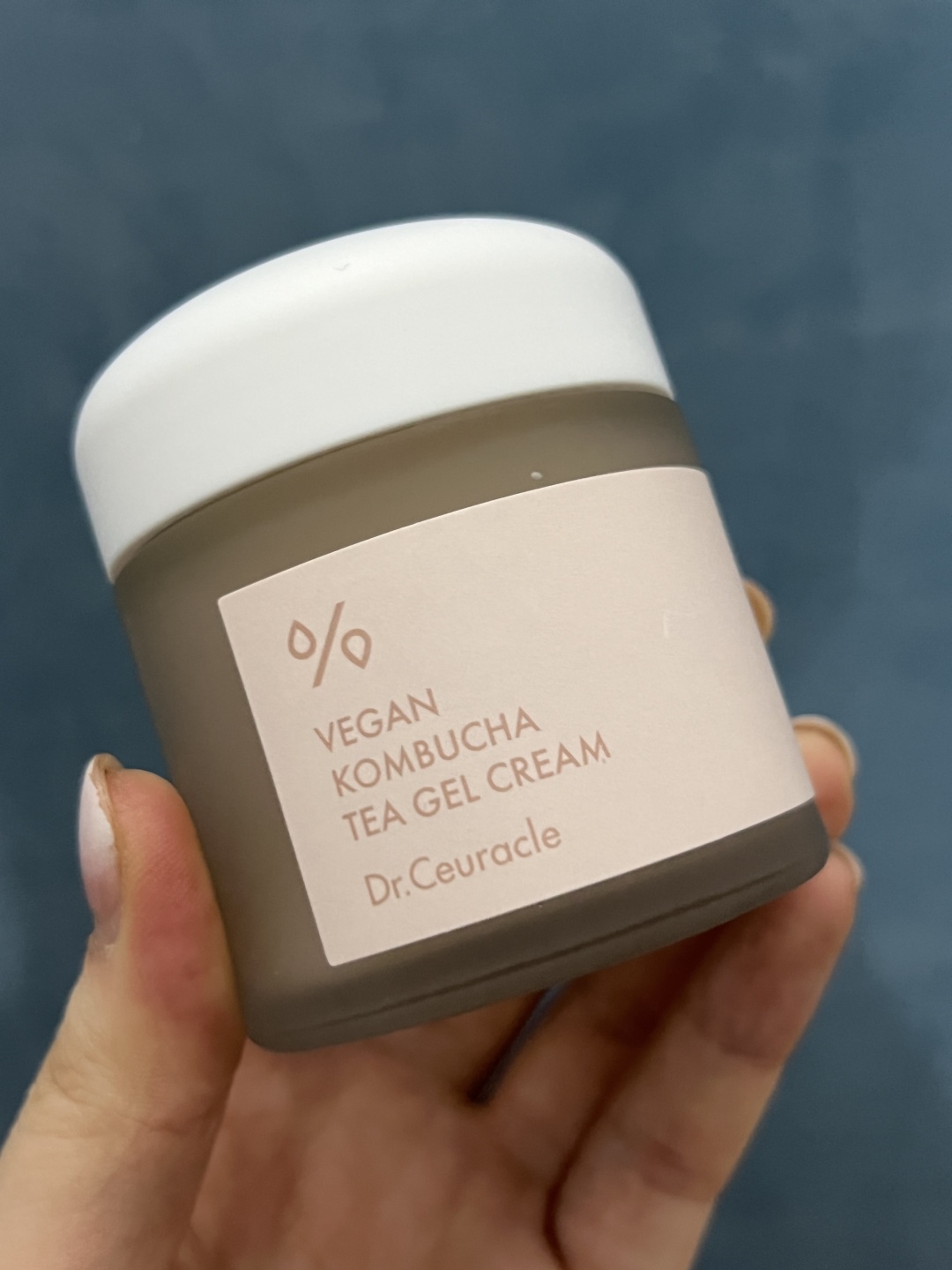 Dr.Ceuracle крем-гель Увлажняющий веганский крем с комбучей Vegan Kombucha Tea Gel Cream для лица 75 г