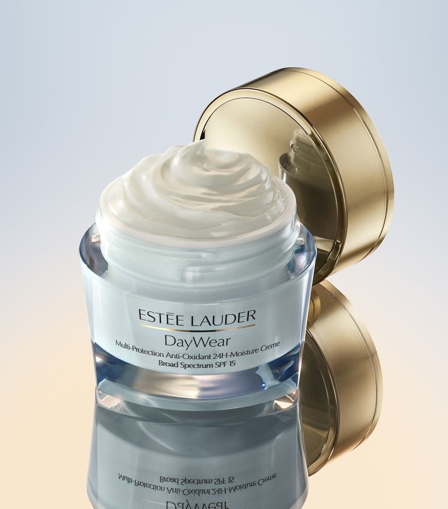 Estee Lauder крем DayWear Moisturizer Multi-Protection Anti-Oxidant 24H‑Moisture Creme SPF 15 для лица 50 мл