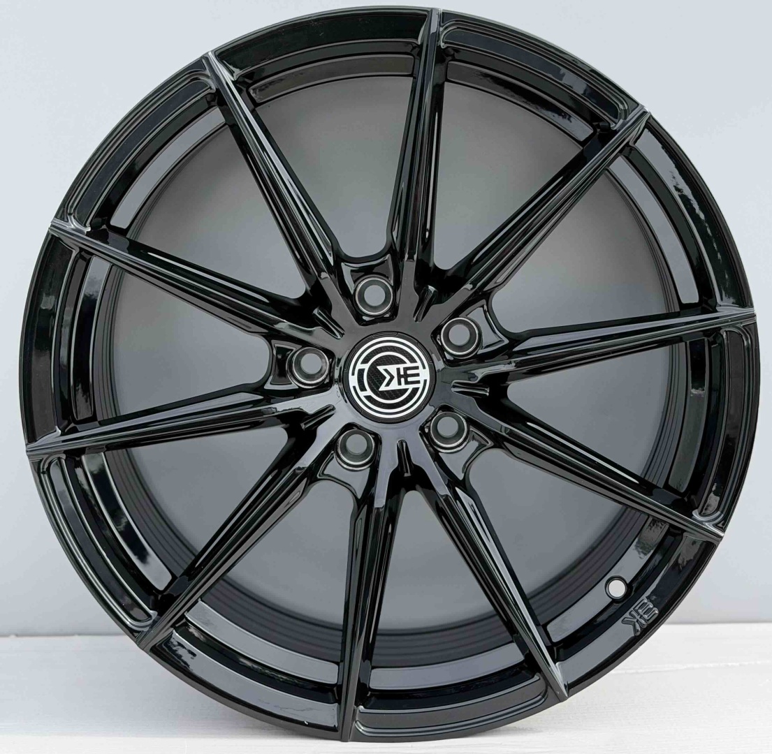 RNO 11955 8x18/5x114.3 D67.1 ET35 4 диска черный