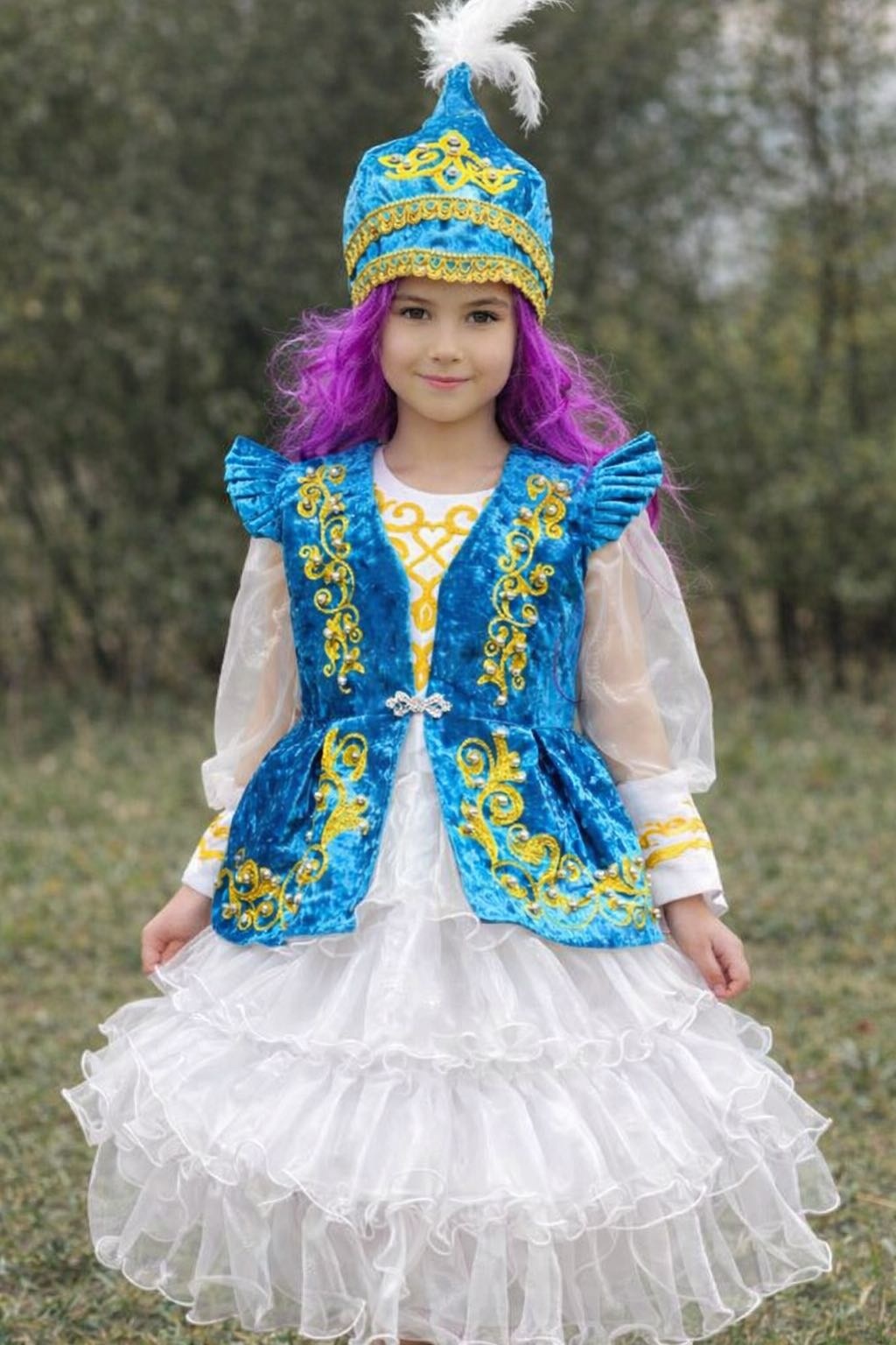Национальный костюм синий, белый