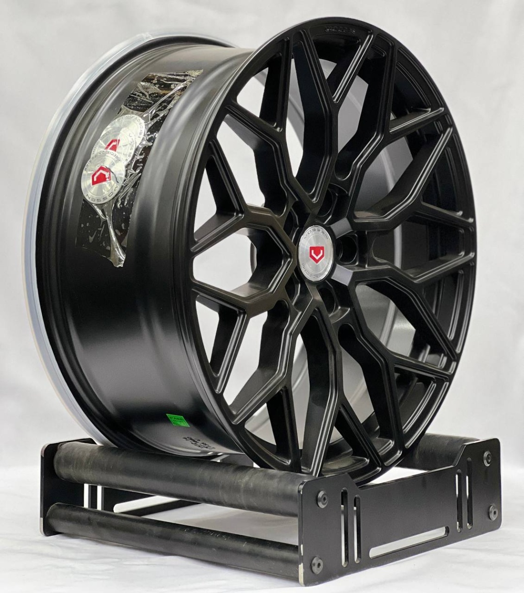 RNO 1024-2 7x15/4x100 D67.1 ET35 4 диска черный, черный матовый