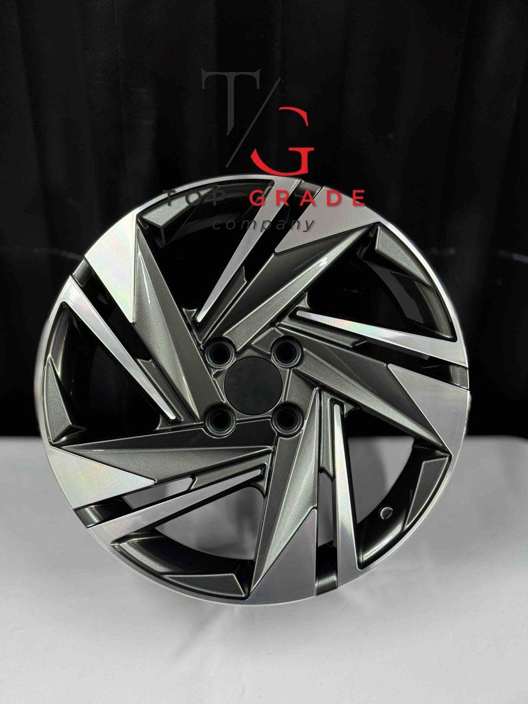 Top Grade Top grade0135 6.5x16/4x100 D54.1 ET45 4 диска серебристый, графит
