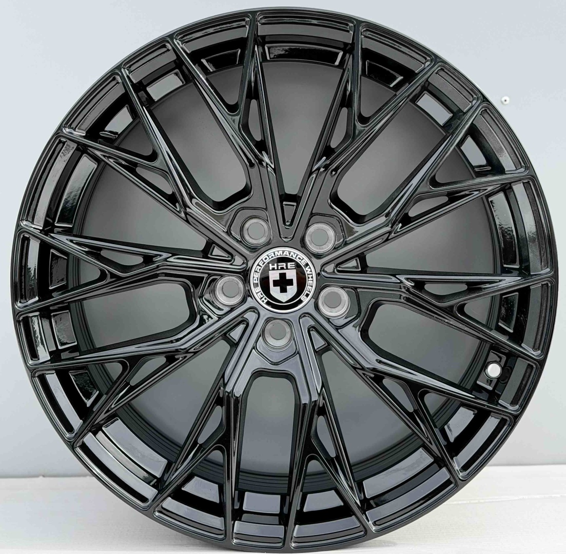 HRE XH015 7.5x17/5x100 D73.1 ET35 4 диска черный