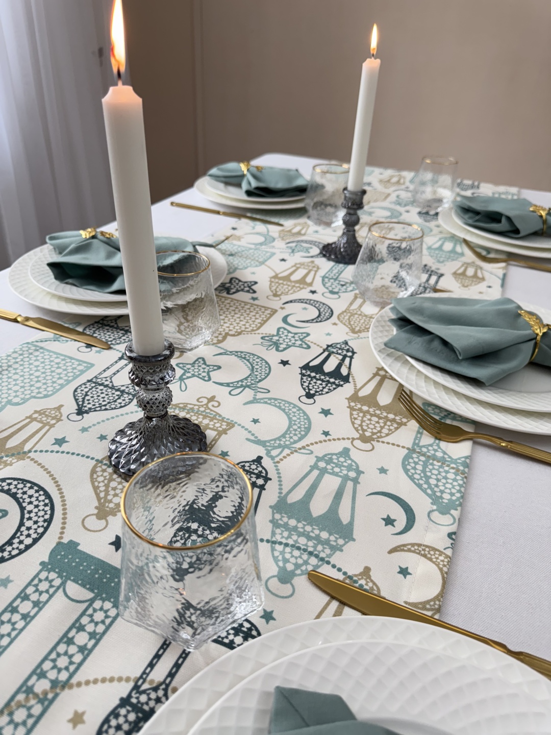 Дорожка на стол 350x45 см, дак, 13 шт