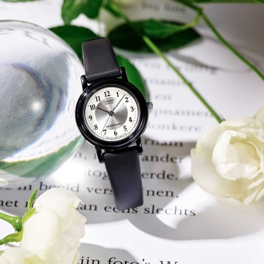 Кварцевые CASIO Original-139AMV-7B3LWatches пластик