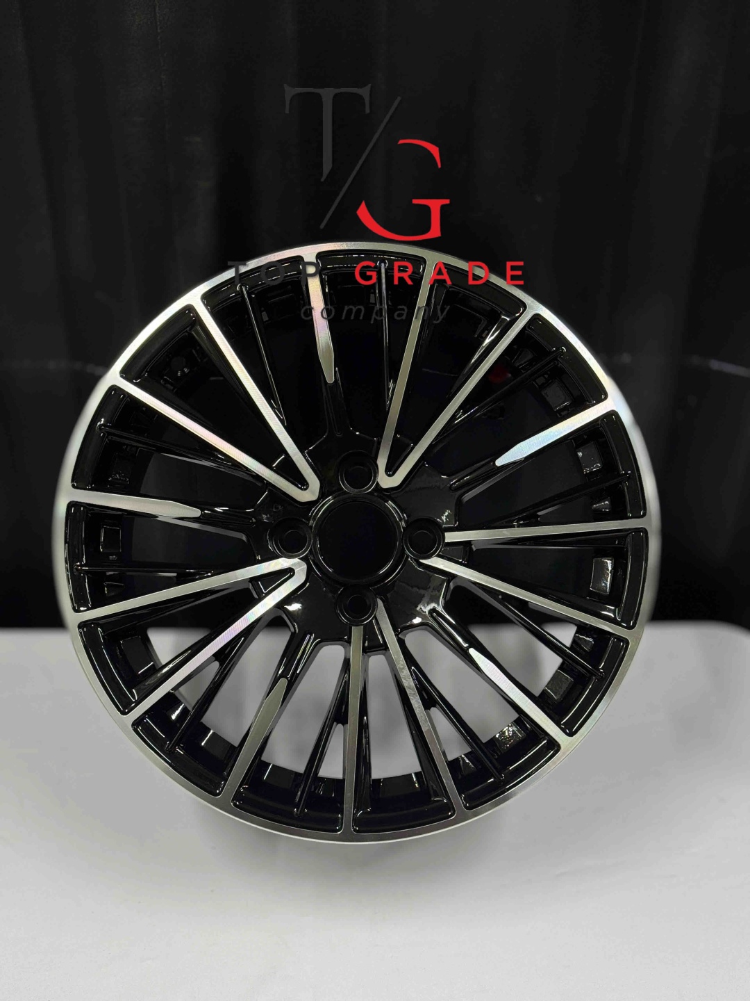 Top Grade Top grade0112 7x16/4x100 D67.1 ET35 4 диска черный, серебристый