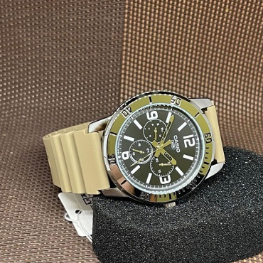 Кварцевые CASIO MTP-VD300-5BUDF нержавеющая сталь