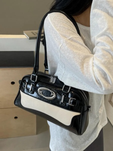 Комплект BAGS AVENUE полиуретан черный
