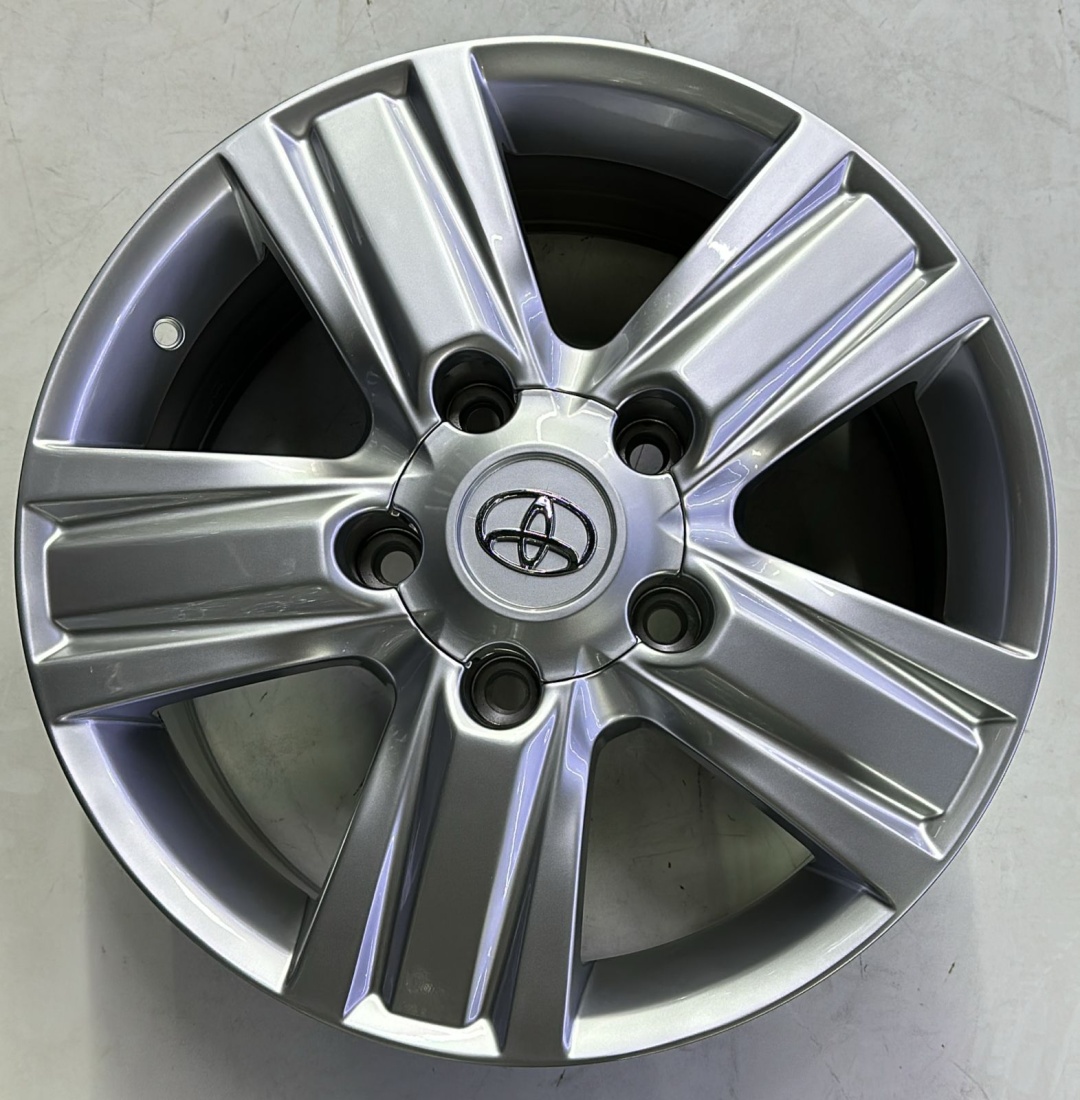Toyota Toyota 563 8x18/5x150 D110 ET45 4 диска серебристый