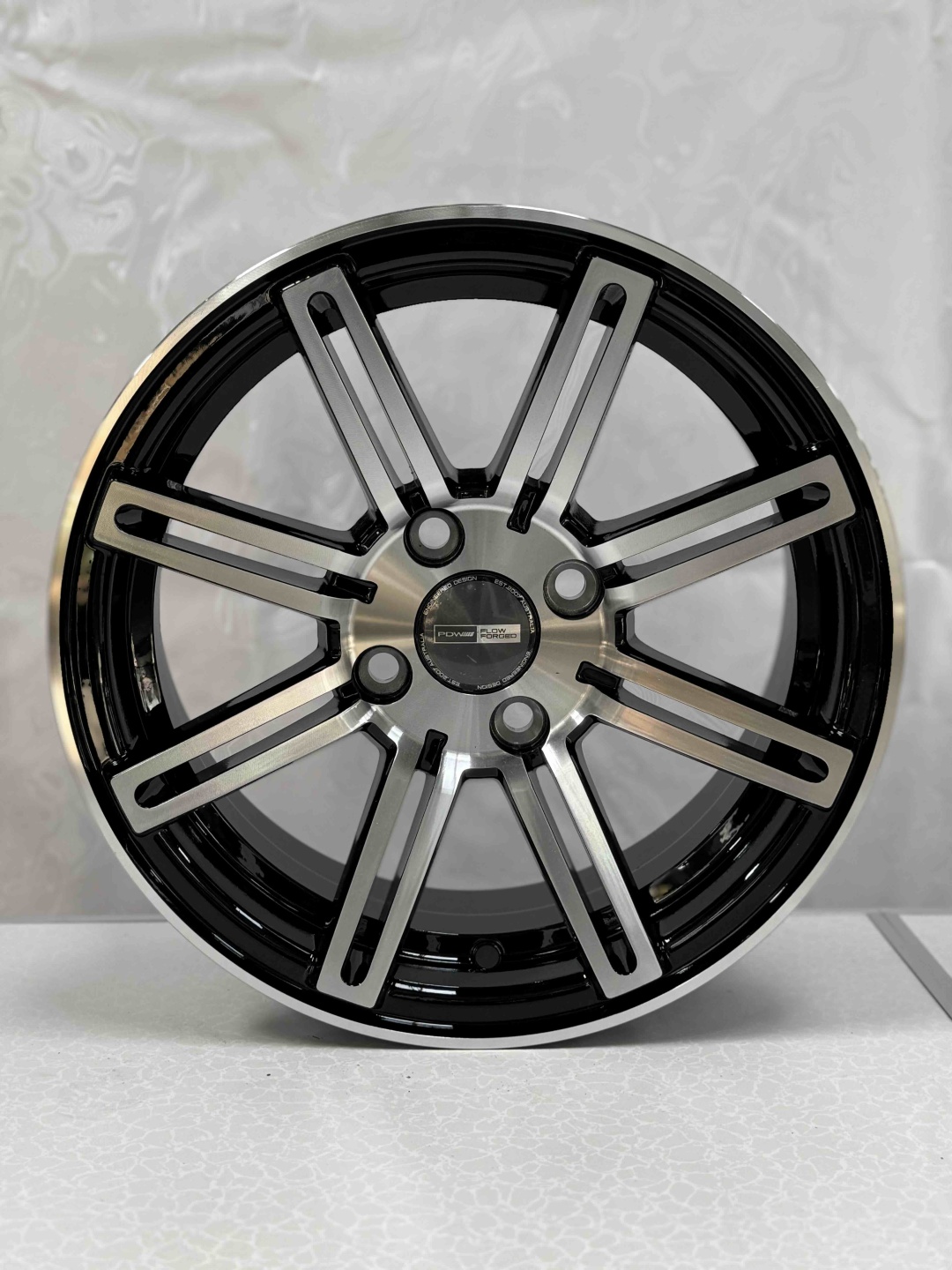 Top Grade 50061 6x14/4x100 D67.1 ET30 4 диска черный, серебристый
