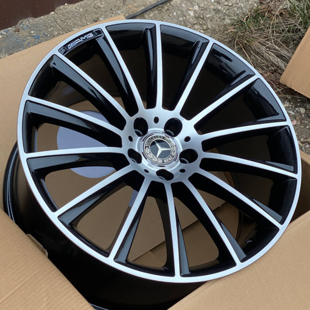 Rainbow Dance Mercedes-Benz S-класс 8.5/9.5x18/5x112 D66.6 ET35 4 диска серебристый, черный
