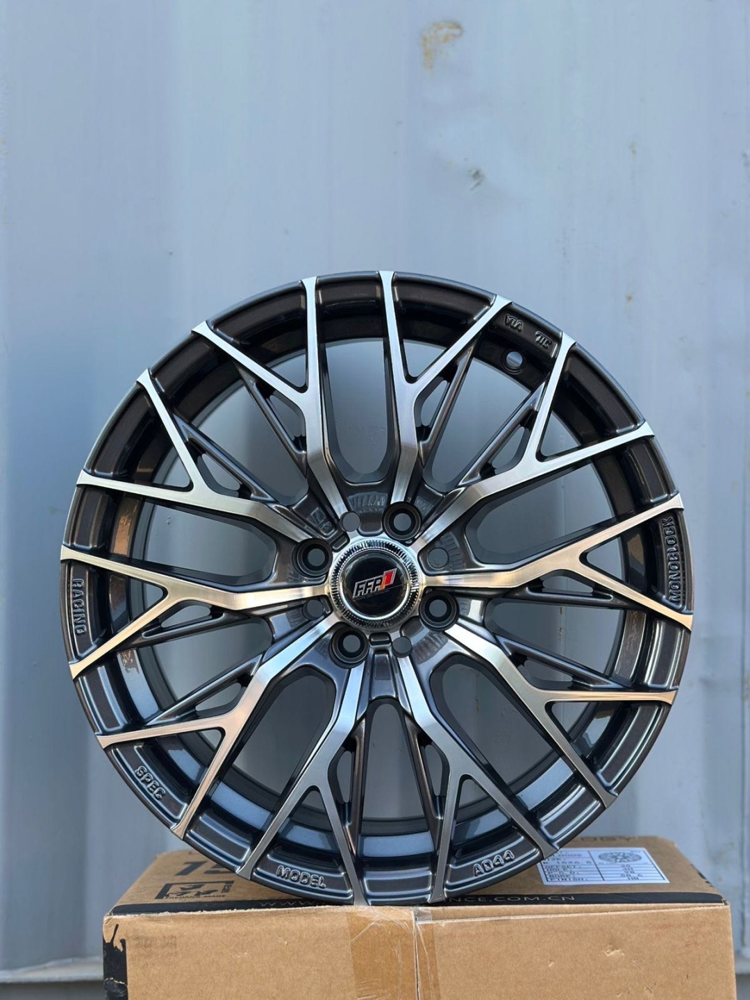 RNO 3955 7x16/4x98 D58.6 ET33 4 диска серебристый, графит