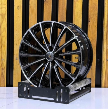 AvtoStyle 150 6.5x16/5x100 D67.1 ET35 4 диска черный, серебристый